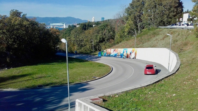 Mural na zavoju Žurkovo kao najava Muzeja pomoraca