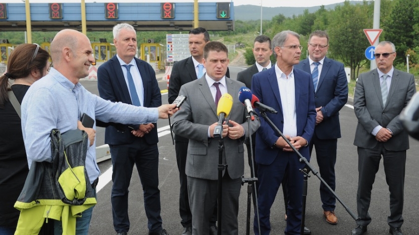 Ministar Oleg Butković: "Krčki most vapi za obnovom"