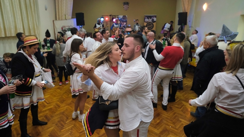 Nakon 14 godina 'maškarani tanci vrnuli se na Zlobin'