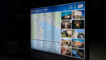 Novi pano s turističkom kartom zasvijetlio u Bakru 