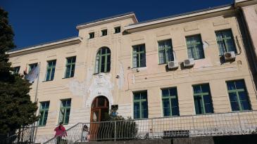 Novi prozori krase zgradu bakarske osnovne škole
