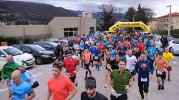 Zimska liga u trčanju - Rijeka trkača potekla Bakrom